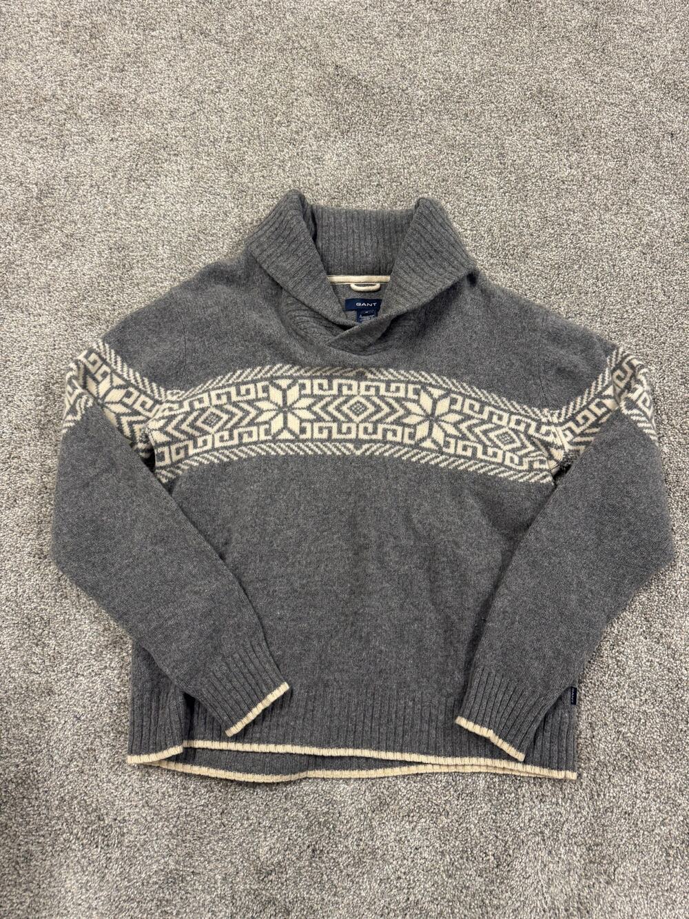 GANT Men's Gray Shawl-Collar Wool Sweater